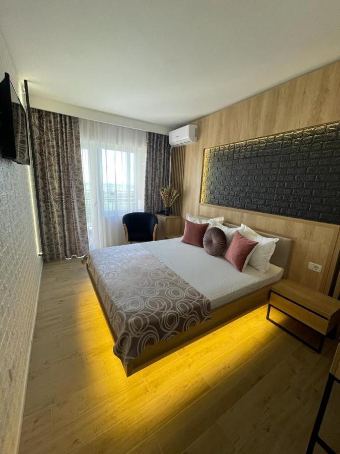 Hotel Tomis Мамая Екстер'єр фото