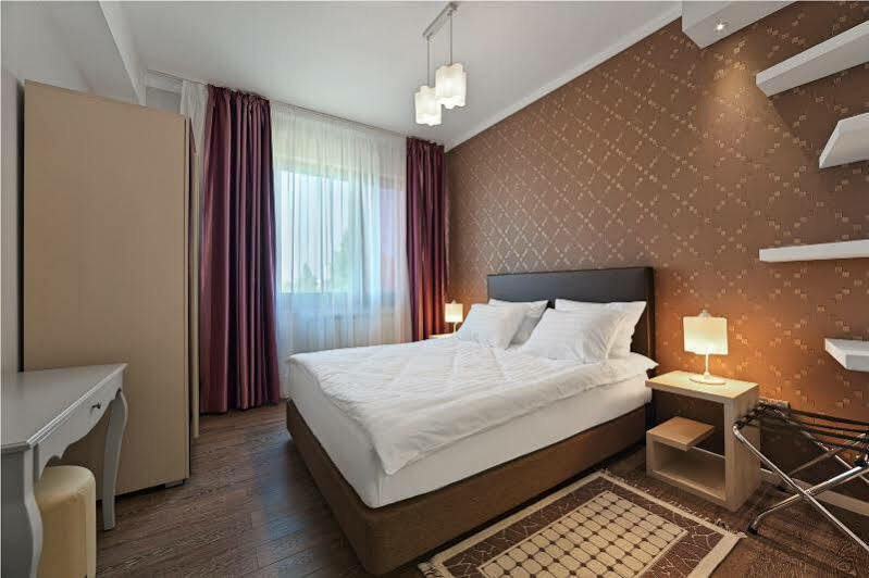 Hotel Tomis Мамая Екстер'єр фото
